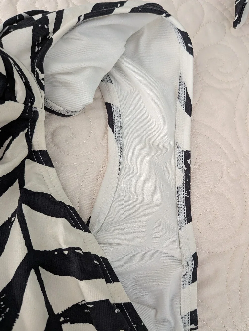 Carmen Marc Valvo make statement